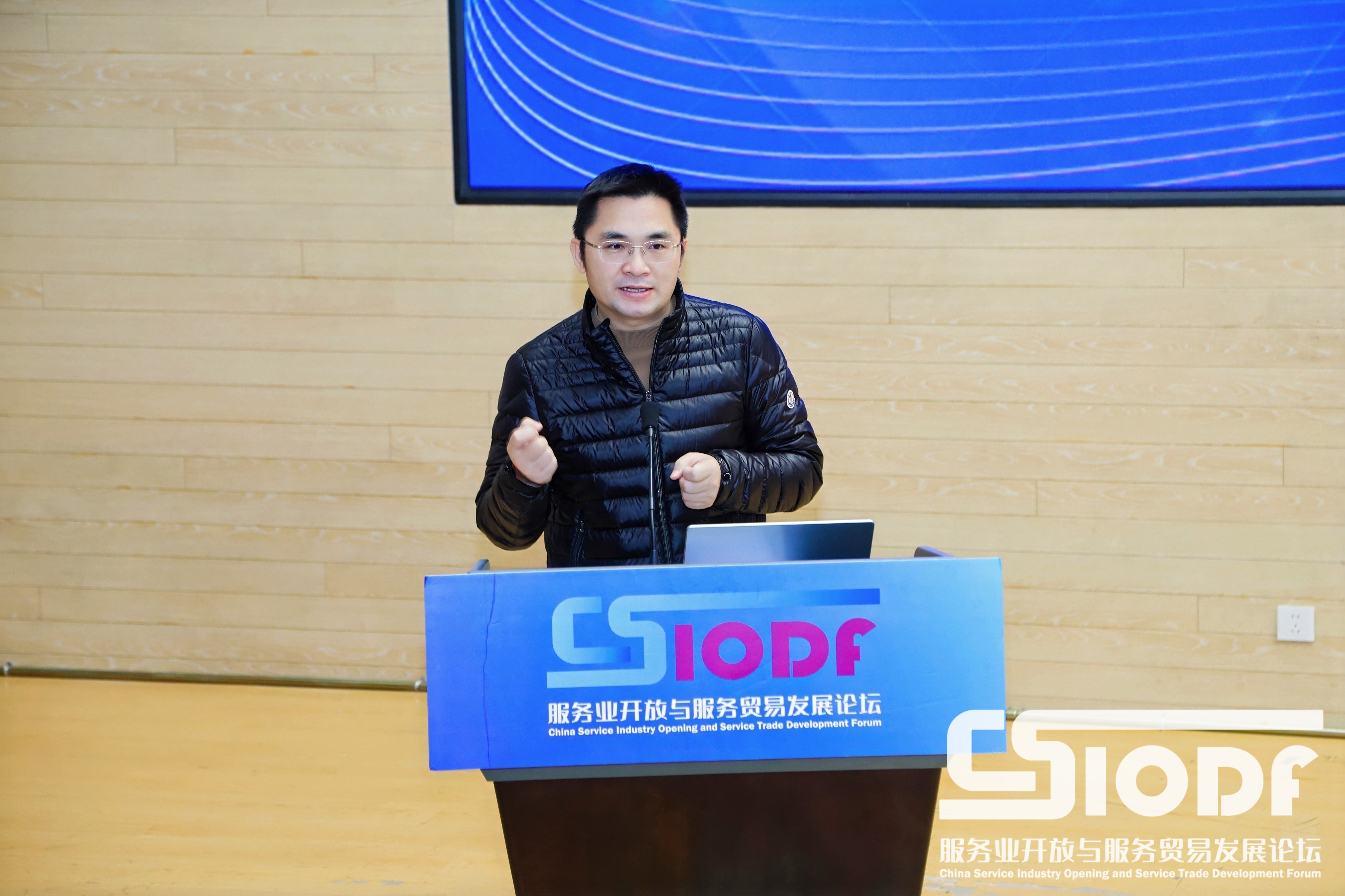 陶强.jpg 陶强.jpg